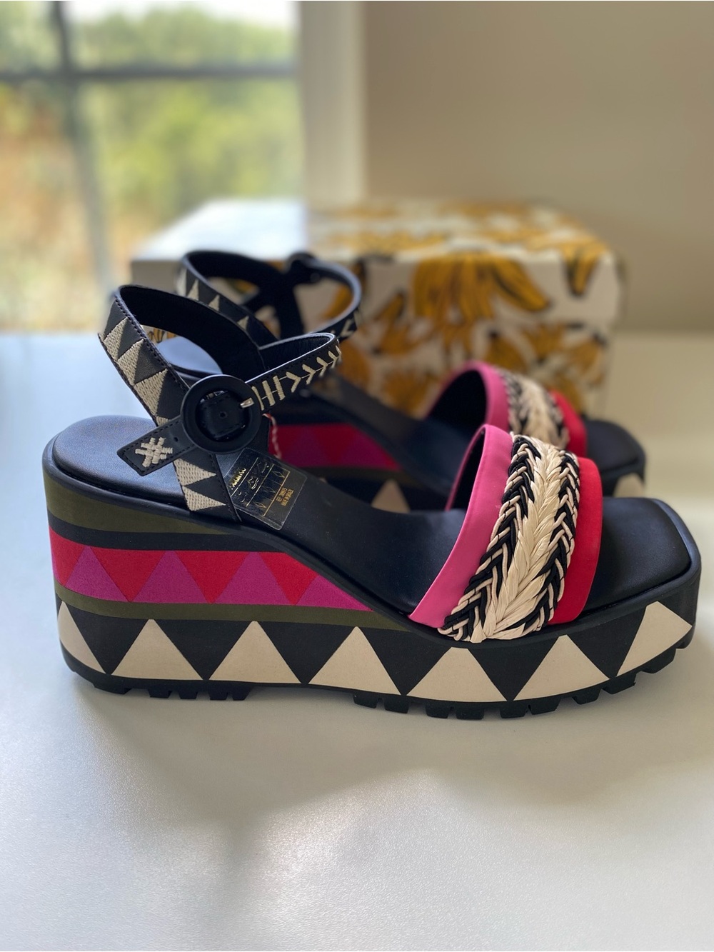 NWT Farm Rio Colorful Graphic Platform Sandal Heels Size 11 Tropical - Picture 6 of 16